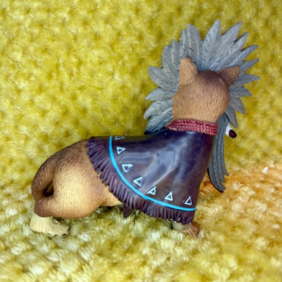 Hamilton Collection ~ Chief Runs with Paws ~ Feathers 'N Kittens series # 1647 - Picture 6 of 10